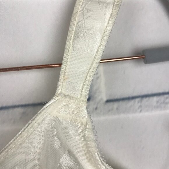 NEW Wacoal Awareness Full Figure Underwire Bra - Picture 3 of 7